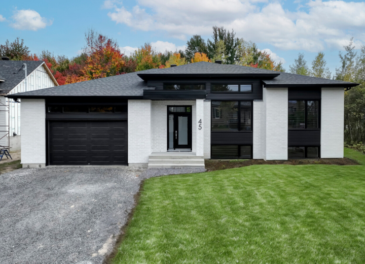 facade-maison-unifamiliale-garage-constructions-andre-jacques-victoriaville-2024