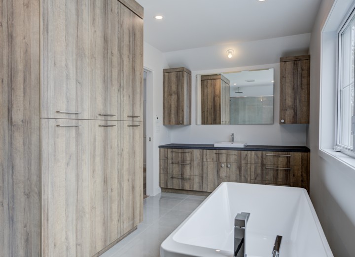 salle-de-bain-maison-modele-2024-constructom